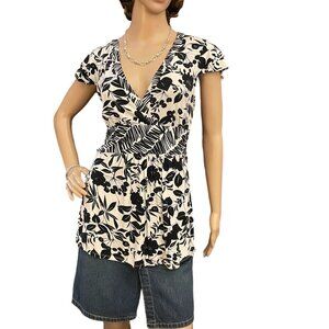 Merona Womens Sz M Floral Tunic Top Black and White Blouse Flutter Sleeve